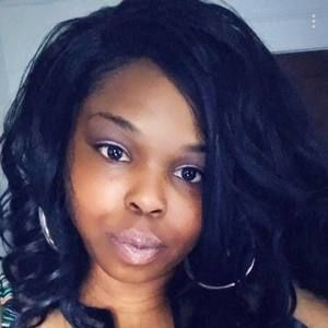 Meet your Posher, Carolyn